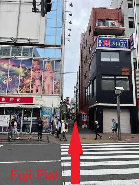 Fuji Flat 新大久保駅から徒歩20秒 新宿駅も徒歩15分 有名レストラン多数 歌舞伎町も歩いて行けます Tokyo Japan